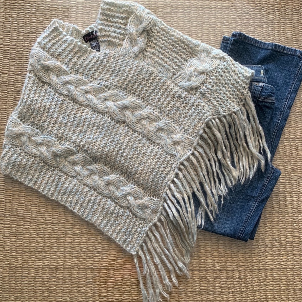 Boho Poncho in beige soft cozy knitted fabric